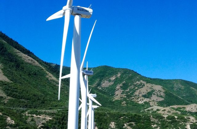 windmills-on-the-road-while-driving-in-the-mountains-a-windmill-is-a-type-of-working-engine-it_t20_OxlVPb.jpg
